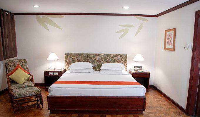 Oasis Hotel Angeles Bagian luar foto