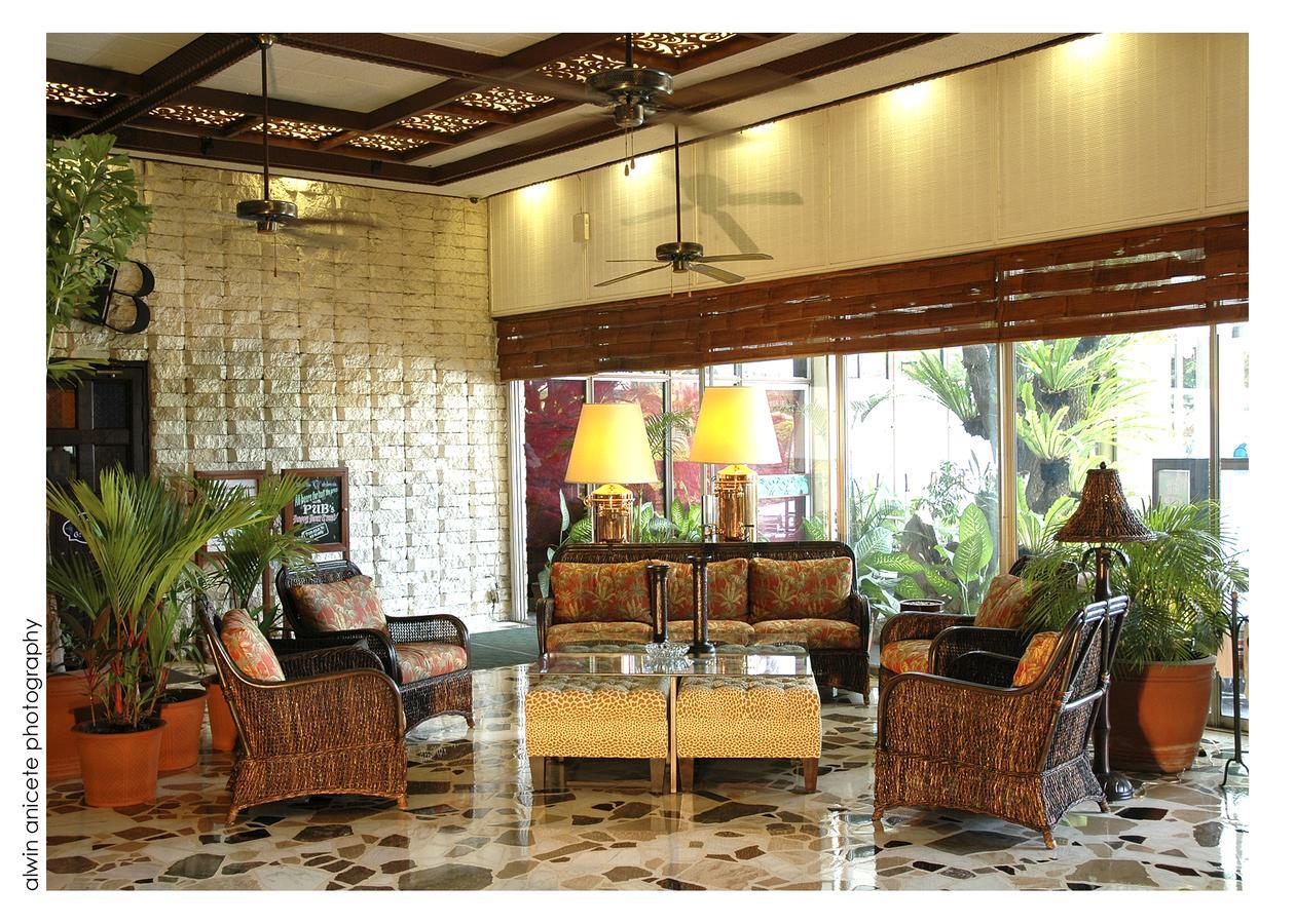 Oasis Hotel Angeles Bagian luar foto