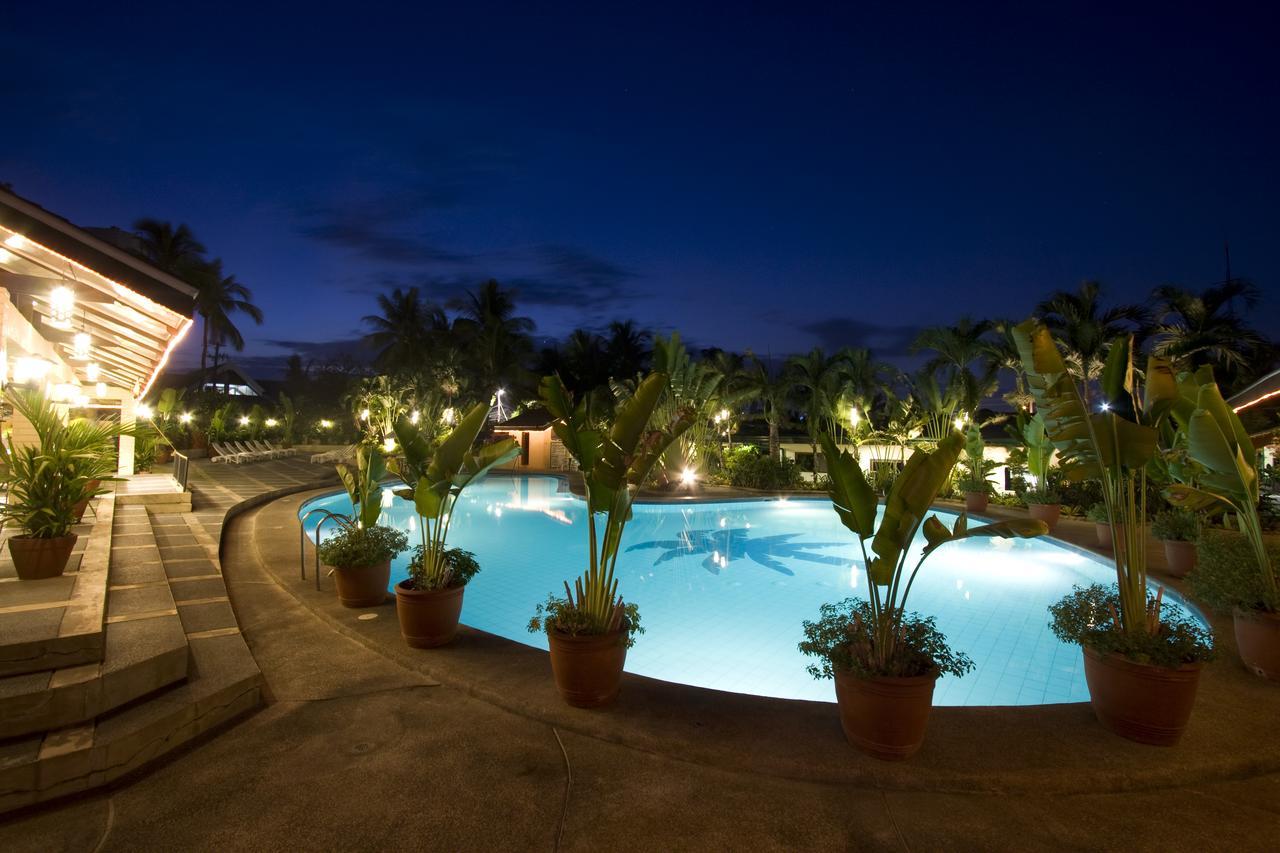 Oasis Hotel Angeles Bagian luar foto